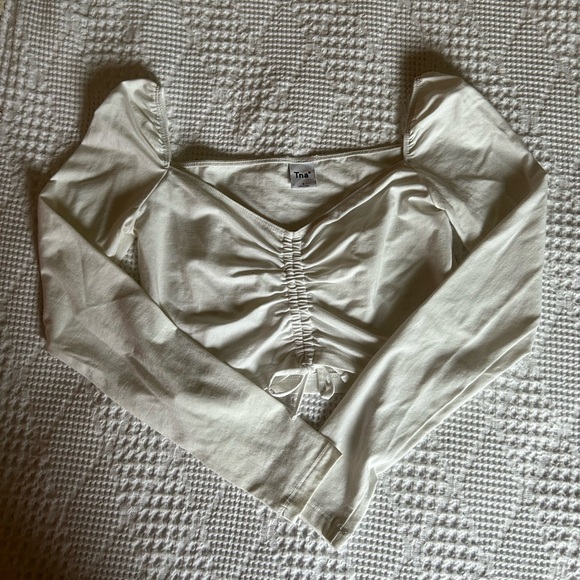 *SALE* aritzia white cropped long sleeve - Picture 6 of 6